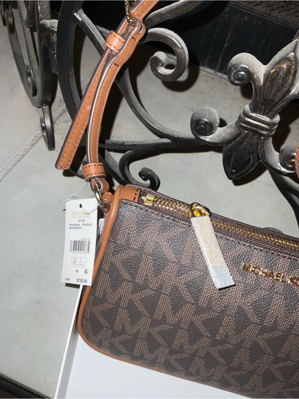 Michael Kors Brown MK Signature Shoulder Bag Pouchette Brown NIB - Picture 3 of 4